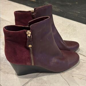 NWOT Isaac Mizrahi Deep Burgundy Ankle Boots